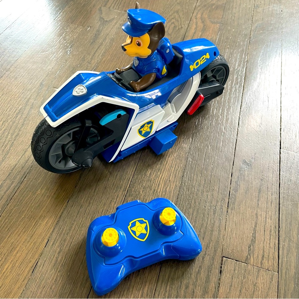 Paw Patrol Chase Remote Control Motorcycle